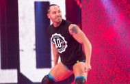 Tye Dillinger is currently struggling with a hand injury